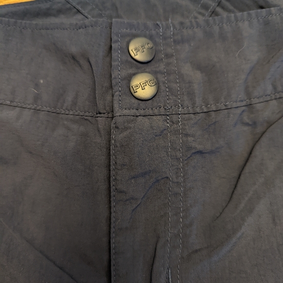Navy medium Columbia PFG mid length pants - Picture 5 of 7
